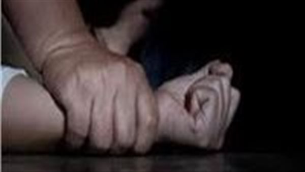 الأهالي حرقوا منزل المتهم..القصة الكاملة لاغتصاب طفلة في المنوفية 