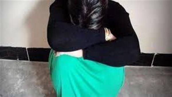 استدرجته لقضاء سهرة حمراء..تفاصيل مثيرة في مقتل زوج على يد زوجته وعشيقها بسبب صورة