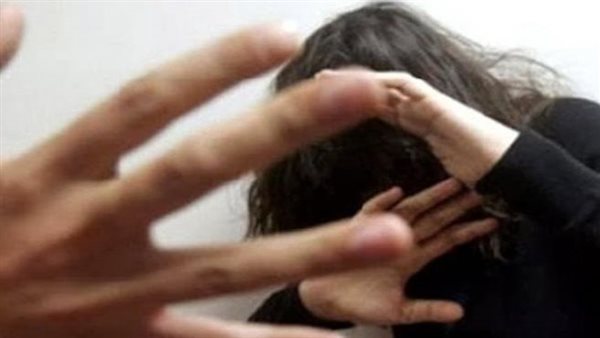 تفاصيل صادمة.. حكاية محامي عذب زوجته بكابل كهرباء حتى الموت أمام أطفالها وتركها لينام