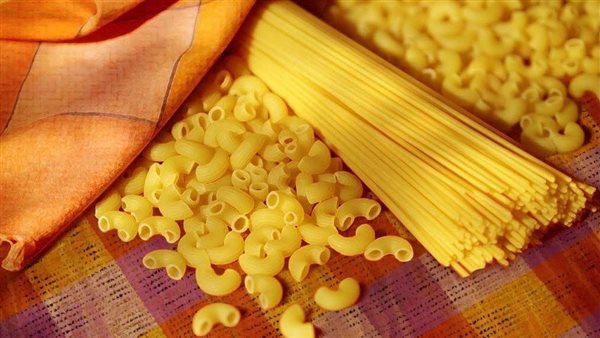 تجنبا للمشاكل الصحية.. لا تغسل هذه الأطعمة قبل الطهي