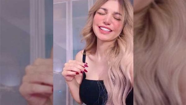 بعد انفصالها ومحاولة إنهاء حياتها.. حكاية منشور فيس بوك أعاد ياسمين الخطيب لزوجها