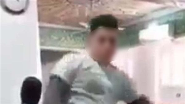 أثار حالة من الغضب.. الأمن يتوصل لصاحب فيديو الرقص على أغاني شعبية داخل مسجد