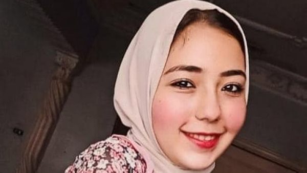 تشهد هزايمي إني حاولت.. رحيل «ندى» المفاجئ يجتاح «فيس بوك» وخطيبها يكشف سبب حزنها