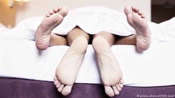 عالم أزهري يجيب.. هل يشترط إيقاف العلاقة الحميمة لمن أراد الأضحية؟