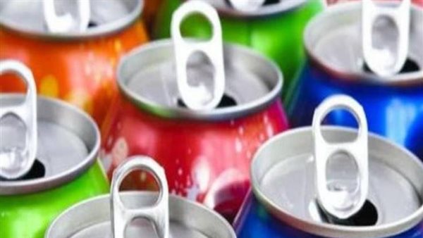 تصيبك بالأمراض.. احذر هذا الأمر عند شرب المياه الغازية من الكانز