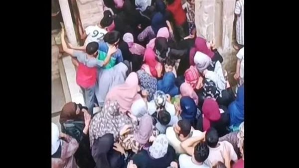 الأهالي احتجزوه بالمنزل.. تفاصيل صادمة في قتل مبيض محارة لزوجته بطريقة مروعة بالدقهلية | فيديو