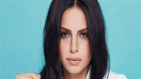 فجرت مفاجأة في فيديو مسجل..أول تعليق من المهن الموسيقية على ظهور آمال ماهر