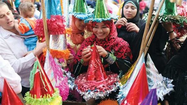 تعرف على عدد أيام الاجازة..هل يعود الموظفون الأربعاء 13 يوليو إلى أعمالهم؟