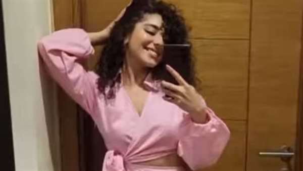 فنانة كانت هتموت وأخرى فرجت عليه الشارع.. حكاية 10 فنانات تعرضن للتحرش | شاهد