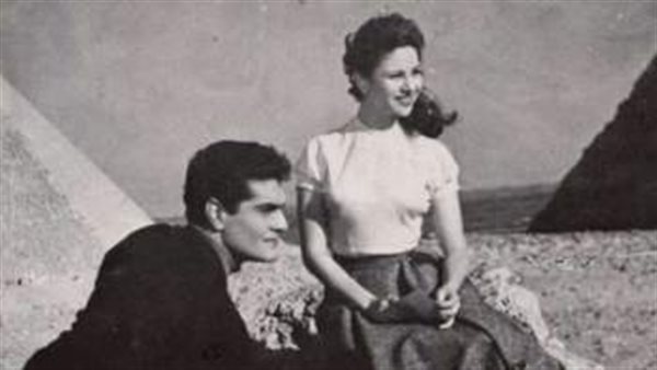 ترك ديانته ليتزوجها وطلقها لسبب غريب.. قصة حب عمر الشريف وفاتن حمامة