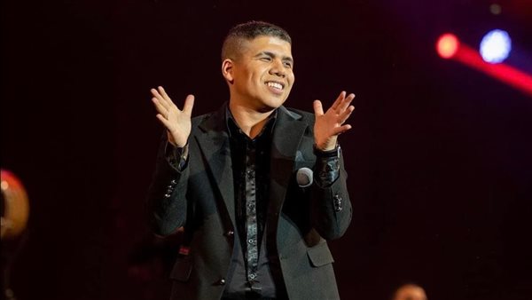 بعد 6 أشهر من الخطوبة.. تفاصيل انفصال عمر كمال عن خطيبته | شاهد