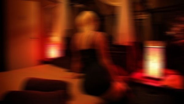 البغاء مقابل 2000 جنيه.. القصة الكاملة لتخلص فتاة ليل وزوجها من زميلتها