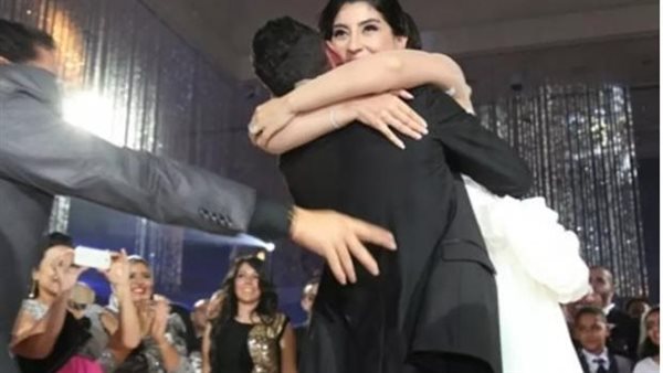 العروسة اتسرقت..مواقف محرجة في فرح أيتن عامر تكشفها لأول مرة | فيديو