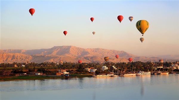 بعد حادث الأقصر.. الطيران المدني تقرر تعليق حركة البالون الطائر 