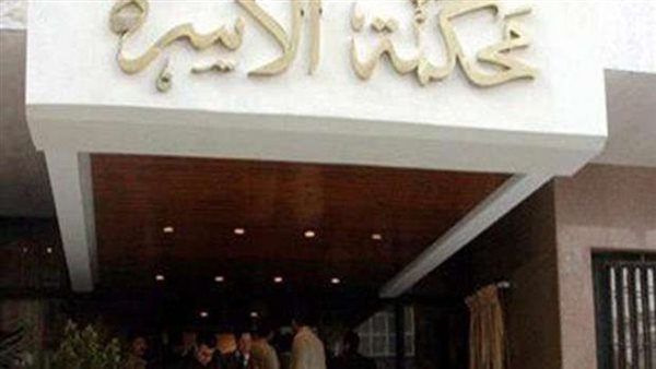 اتجوز عليها بنتين قاصر.. مليون جنيه نفقة لسيدة سبعينية بمصر الجديدة