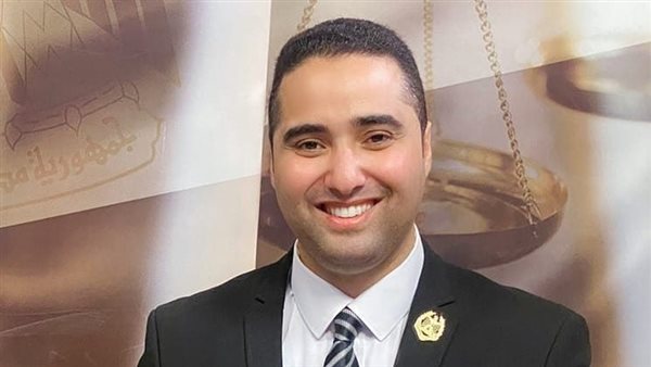 أستاذ قانون دولي يشيد بكلمة الرئيس 