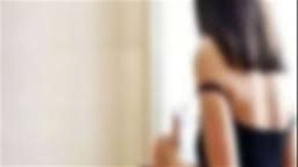 بسبب ممارسة الرذيلة.. تفاصيل ضبط كوافيرة وزوجها لقيامهما بتصوير ربة منزل في أوضاع مخلة بأكتوبر