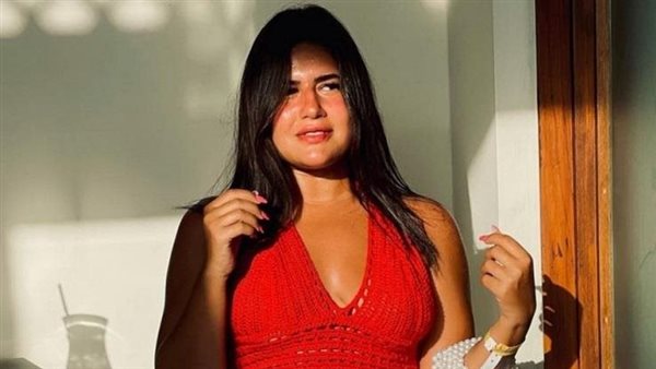 إيه اللغز؟.. أول تعليق من ديانا هشام على صورتها مع نيرة أشرف | شاهد