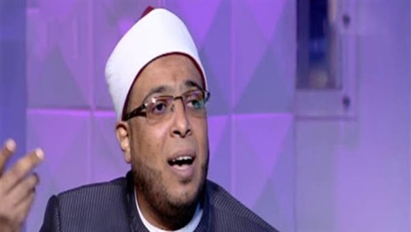 إذا وقفت أمامك السدود فعليك بهذه الآية..داعية ينصح بآية تفتح الأبواب المغلقة | فيديو