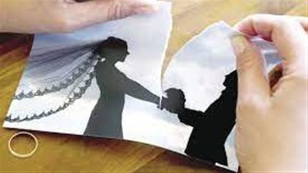 سرق عمري واتجوز صاحبتي..هنادي تطلب الطلاق بعد 30 سنة