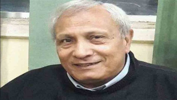 حاول يمنعني أقتل أمي فضربته بفازة.. اعترافات صادمة لنجل إبراهيم الدسوقي لاعب الزمالك بعد قتل والده