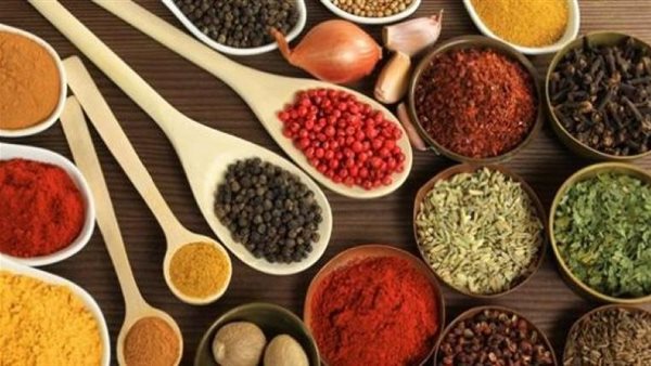  مشاكلها الصحية كتيرة..استشاري تغذية يحذر من البهارات الجاهزة