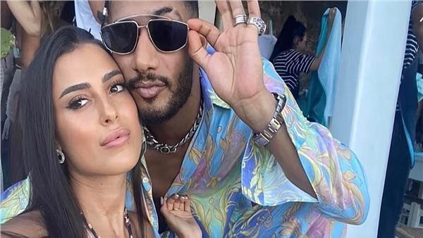 مفاجأة.. الفتاة الإسرائيلية تخرج عن صمتها وتكشف طبيعة علاقتها بـ محمد رمضان | شاهد