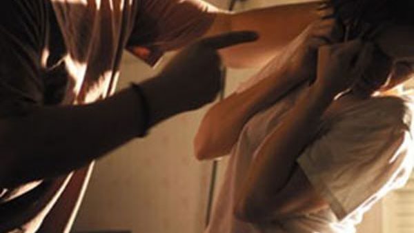 عاتبه على التحرش بزوجته فأكل أذنه..الداخلية تكشف تفاصيل تعدي أحد الأشخاص على جاره ونجله بحلوان