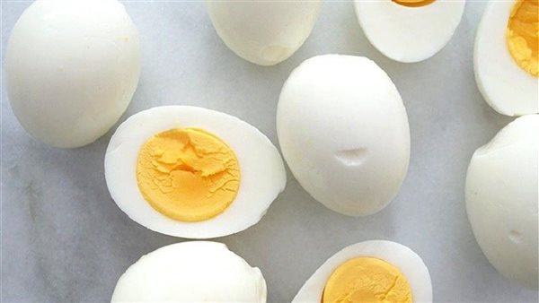 كوارث صحية.. احذر تناول البيض في هذه الحالة
