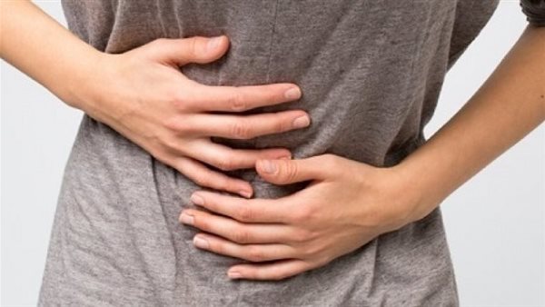 مضاعفاته خطيرة تؤدي للوفاة..أعراض التهاب المرارة المبكرة | فيديو