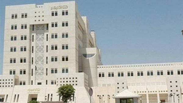 يشملهم مصريين.. تعرف على الفئات التي يشملها قرار الاستغناء عنها بالكويت