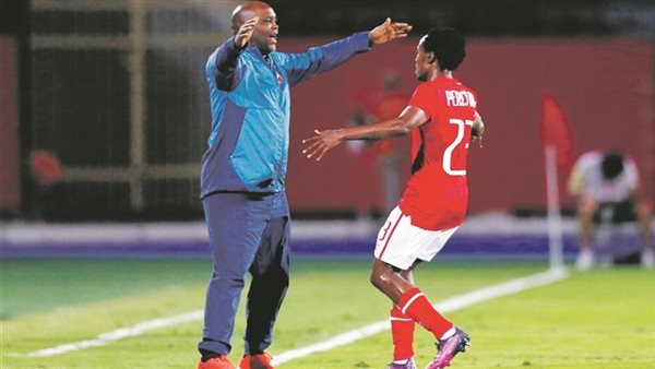 على طريقة موسيمانى.. تفاصيل رحيل بيرسي تاو عن الأهلى