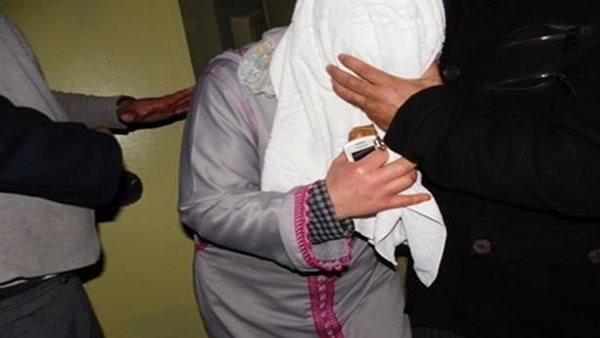 زوجها سافر للعمل فمارست الرذيلة.. زوجة تضع سفاحا من شخص بإحدى قرى الدقهلية