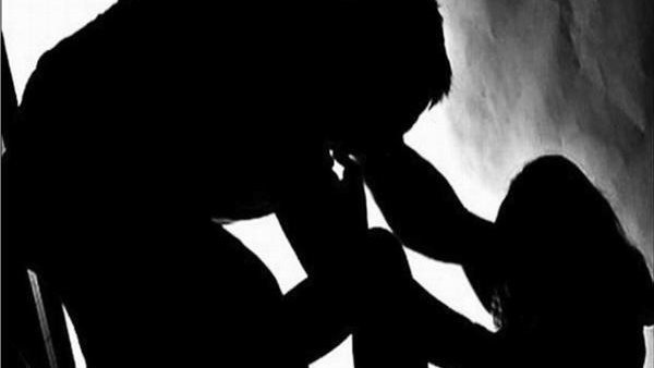 حاول اغتصابها بعدما قتلها .. قصة مرعبة لطبيبة أربعينية كشفت قاتلها في منام صديقتها