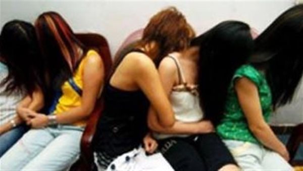 8 جنيهات وربع للدقيقة..تفاصيل مثيرة في ضبط مديرة «كافيه» بالغردقة تدير شبكة دعارة