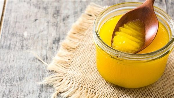 اعتمد عليها..فوائد تناول السمنة البلدي وزيت الزيتون