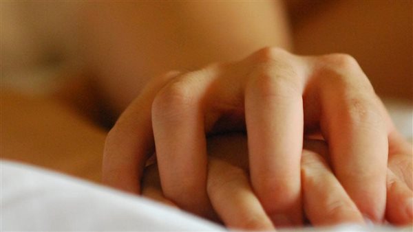 مارست العلاقة مع الاثنين في نفس اليوم.. فتاة تنجب توأما من رجلين في حدث نادر 