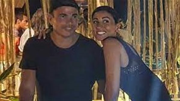 بعد مفاجأتها له.. تصرف غير متوقع من عمرو دياب مع دينا الشربيني