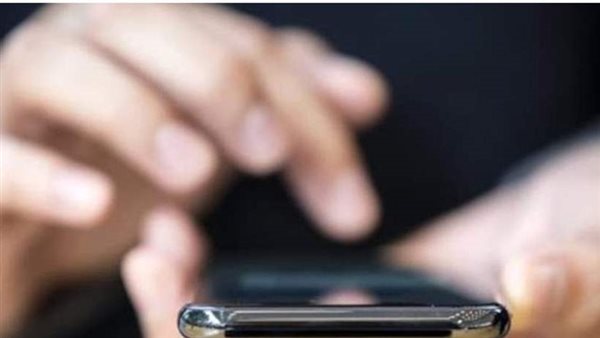 أرسل صورها على الواتساب..تفاصيل ضبط شخص لمحاولته ابتزاز أسرة فتاة بالقاهرة