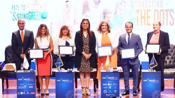 جائزة امتياز تمنح لشركة أسترازينيكا خلال الدورة الثانية من ملتقى 