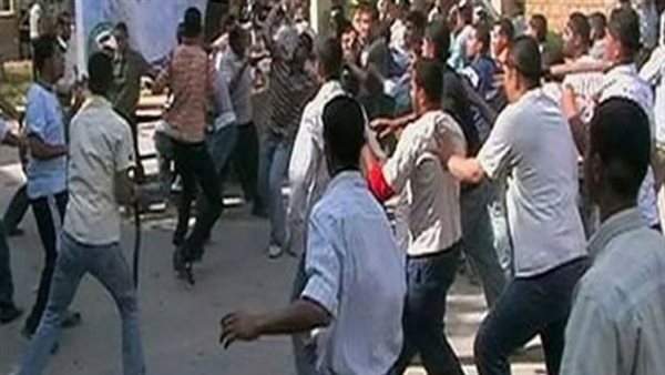 تفاصيل مثيرة جديدة..فتاتان سيئتا السمعة تشعلان معركة أرض اللواء في خناقة على شاب