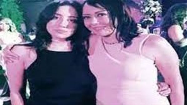 غلطت في تربية بنتي.. تصريحات صادمة لـ نهى العمروسي وهذا ما قالته عن تورط نازلي في فضيحة الاغتصاب الجماعي بفيرمونت | فيديو 