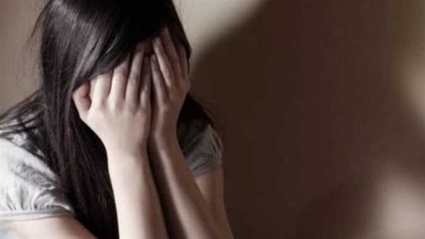 قرار عاجل من النيابة.. تفاصيل مثيرة في اتهام شاب بمعاشرة جارته الطفلة بالعمرانية كزوجة