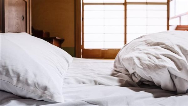 أمين الفتوى يجيب.. هل يجب غسل الملابس والفرش بعد الجنابة ؟