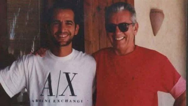 أنا صالح سليم إنت مين؟.. حكاية علقة ساخنة تلقاها هشام سليم من والده | فيديو