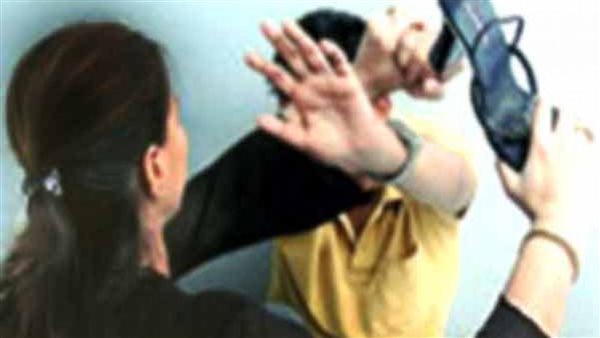 زوجة مفترية.. طلب منها غسل ملابسه فأحرقته بحلة الشوربة