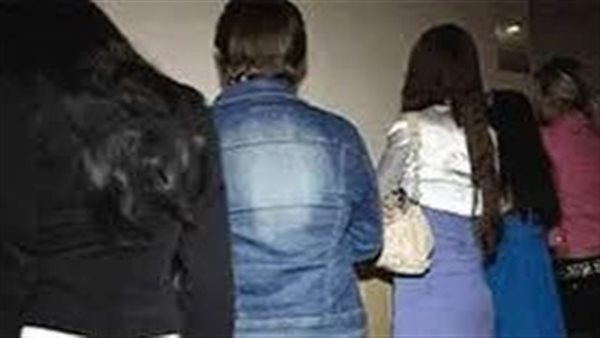 اتمسكوا في الشارع.. تفاصيل جديدة في سقوط شبكة تبادل الزوجات وحفلات الجنس الجماعي بالمنصورة