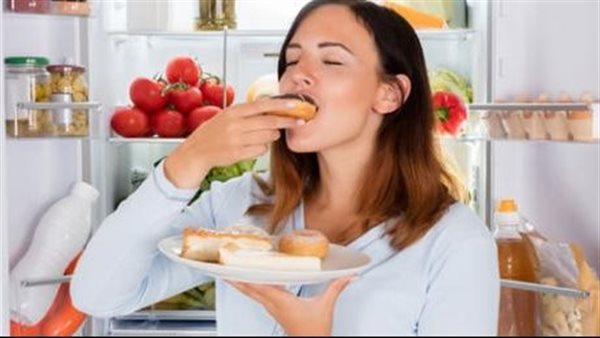  20 دقيقة تفكير..كيفية السيطرة على الإفراط في تناول الطعام