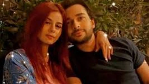 دمرتني هي وأهلها وخانتني.. رد ناري من محمود المهدي على اتهامات منة عرفة | فيديو