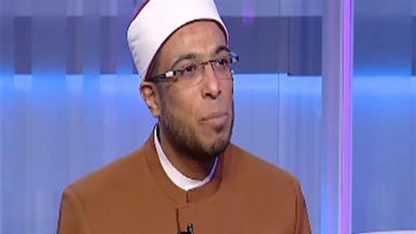 المطلقة تلبس لزوجها أكثر الملابس إثارة.. تصريحات الشيخ محمد أبوبكر تثير الجدل فما قصتها؟ | فيديو